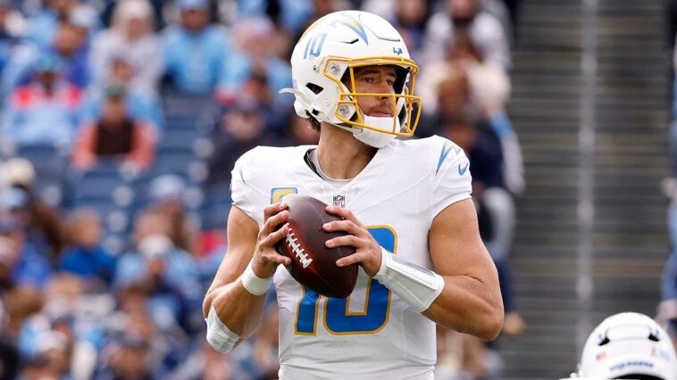 justin-herbert-did-not-seem-too-pleased-with-the-chargers-after-disastrous-loss-to-arizona-cardinals