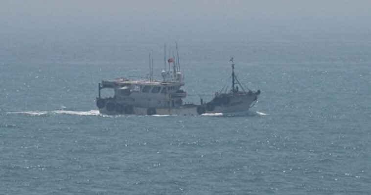 chinese-air-and-sea-forces-close-in-around-taiwan-as-tensions-rise