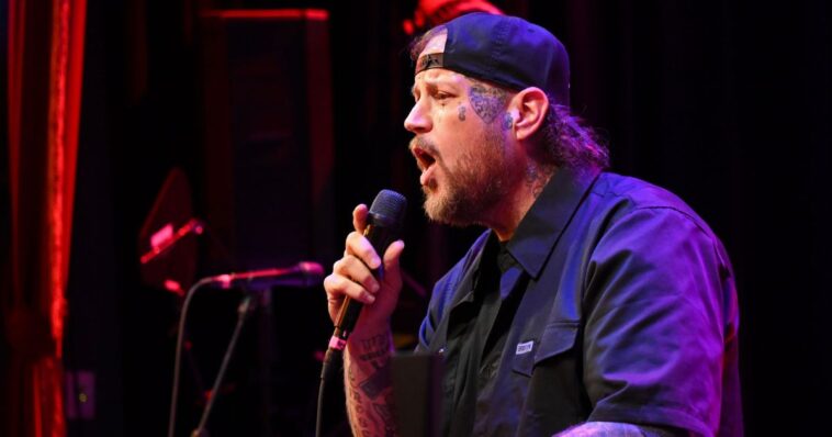 ‘y’all-will-never-see-me-again’:-after-attacking-trump-supporters,-jelly-roll-says-he-could-quit-music