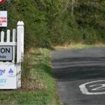 english-village-votes-to-secede-from-uk-in-backlash-to-migrant-camp