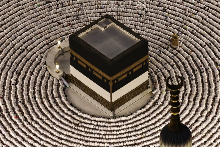 muslim-nations-condemn-‘heinous-attacks’-after-houthi-drone-downed-near-mecca