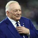 terrell-owens-compares-jerry-jones-to-donald-trump,-says-cowboys-owner-shows-signs-of-‘narcissism’