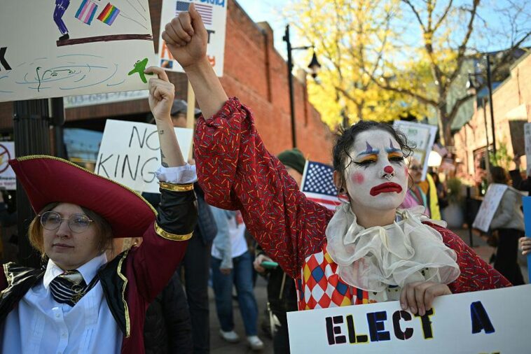 leftists-deploy-literal-clowns-to-combat-right-wingers
