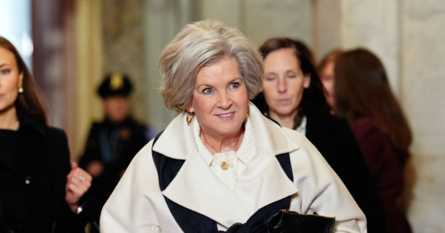 white-house-chief-of-staff-susie-wiles-‘cancer-free’-after-breast-cancer-diagnosis-earlier-this-year
