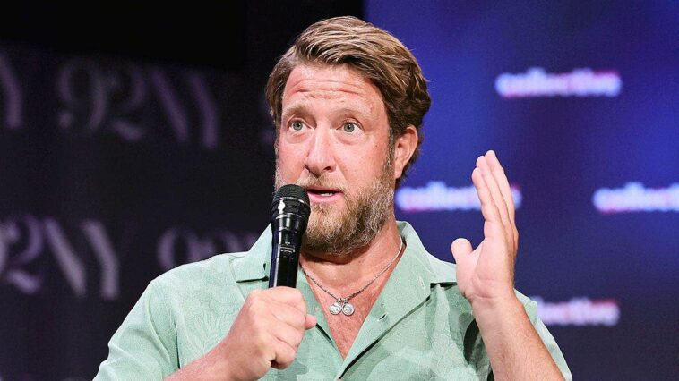 barstool-chief-dave-portnoy-blasts-macklemore’s-shady-past,-strongly-supports-patriots-owner-robert-kraft