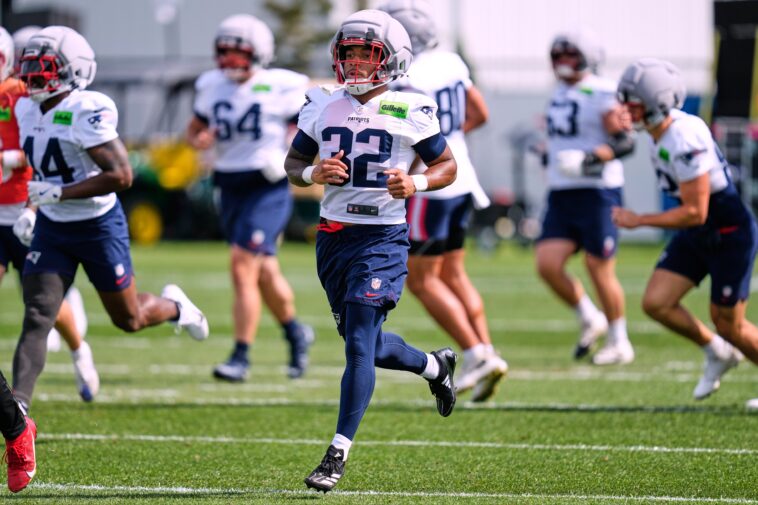 patriots-star-treveyon-henderson-‘ready-to-go’-after-missing-week-1