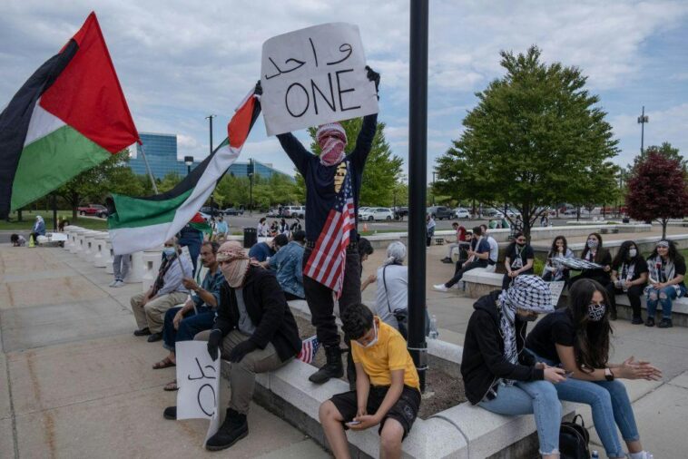 muslim-enclave-accused-of-discriminating-against-christians