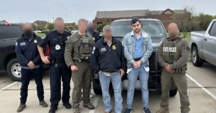 north-texas-man-who-threatened-to-“open-fire”-on-ice-agents-sentenced-to-17-months-in-federal-prison