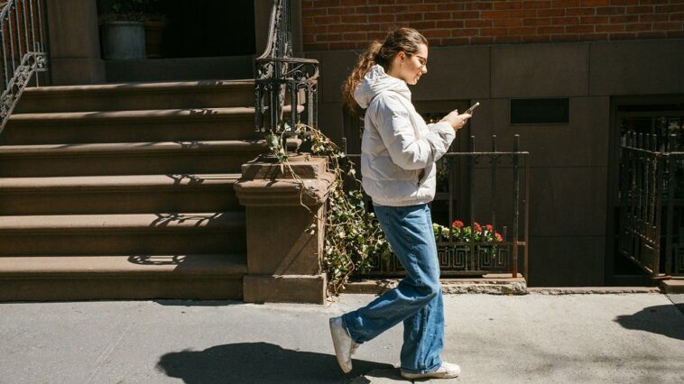 can-tech-really-get-you-off-your-phone-and-into-real-life?
