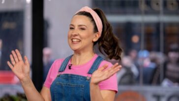 youtube-children’s-show-star-ms-rachel-demands-‘every-wealthy-white-celebrity’-match-macklemore’s-donation-to-palestinian-groups