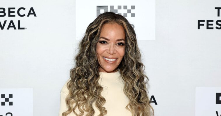 ‘moronic,’-‘toxic’-sunny-hostin-from-‘the-view’-is-raked-over-coals-by-missing-teen’s-friends,-threatened-with-court-after-she-turned-case-racial