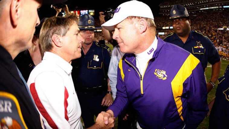 lane-kiffin’s-visit-to-oxford-isn’t-the-first-time-a-coach-made-an-unwelcome-return-to-his-former-school