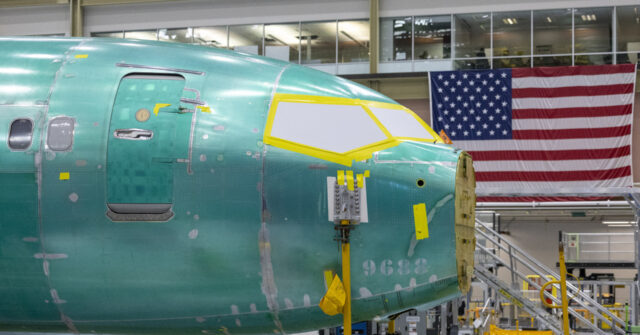us.-factory-production-retreated-in-august-as-autos-and-aerospace-lead-decline