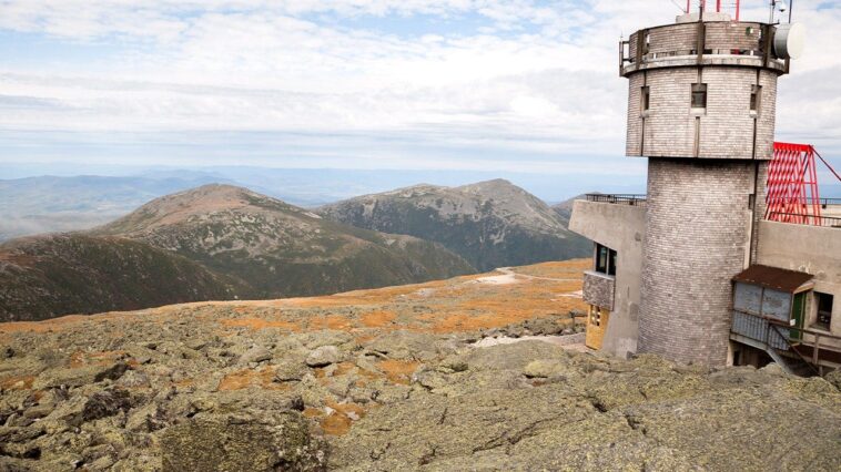 hiker,-61,-battles-agonizing-injury-on-grueling-climb,-resets-dislocated-shoulder-himself