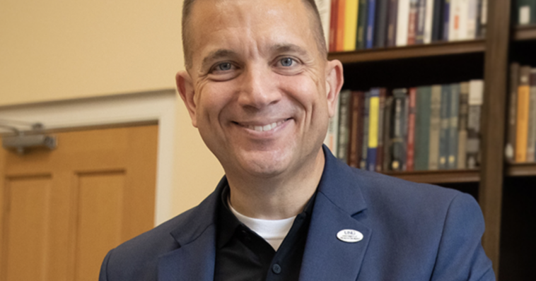 university-of-florida-votes-to-hire-army-veteran-mike-shannon-as-its-next-president-trustee-whines-he-is-‘too-conservative’