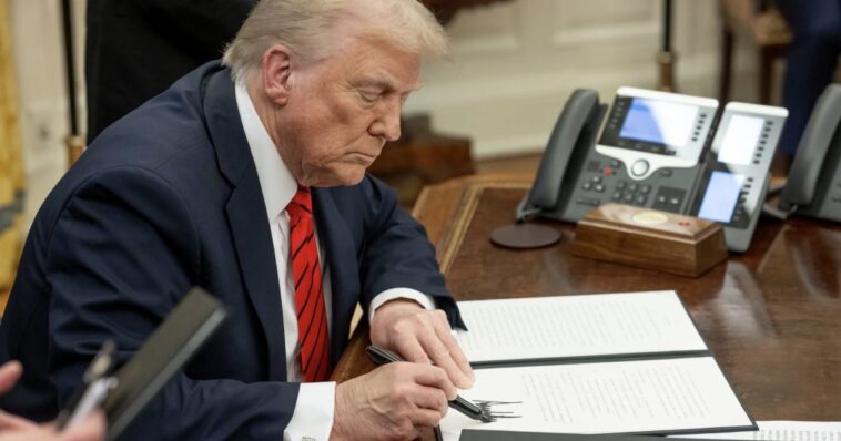 trump-turns-up-pressure-on-putin,-signs-late-lindsey-graham’s-sweeping-sanctions-bill