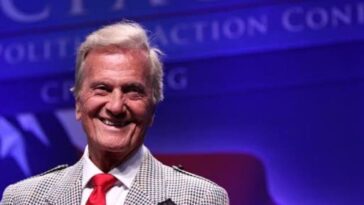 pat-boone-to-trump:-‘be-quiet’-—-veteran-singer-urges-president-to-stop-name-calling-and-act-more-presidential-—-and-he-told-the-fake-news-to-zip-it-too