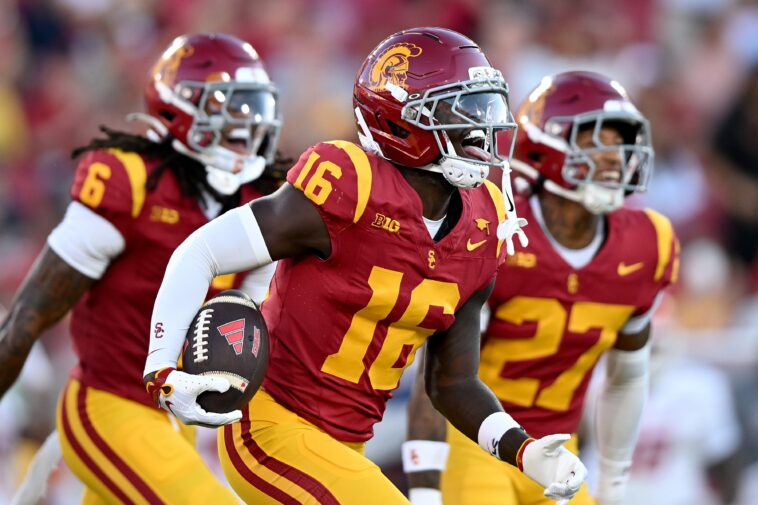 usc-seizes-momentum-vs-rutgers-with-game-changing-99-yard-pick-six