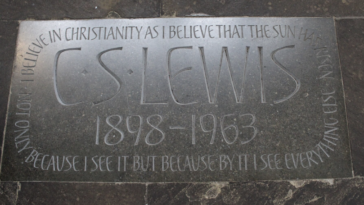 here’s-what-cs.-lewis-would-say-about-a-woman-playing-his-depiction-of-christ-in-netflix’s-‘narnia’