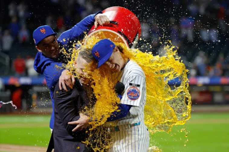 carson-benge-sets-mets-rookie-record-for-most-hits-in-season