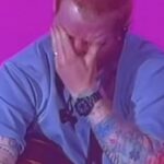 what-a-coward:-british-singer-ed-sheeran-cries-on-stage-as-he-takes-a-shot-at-trump’s-america-–-also-caves-to-anti-israel-mob-on-gaza-(video)