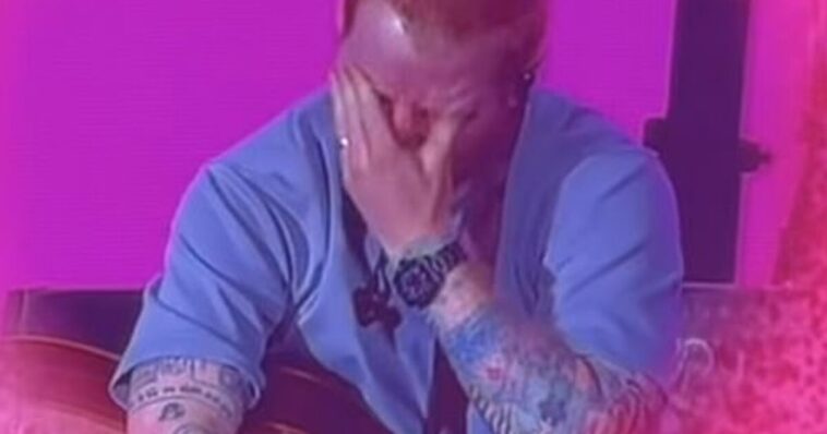what-a-coward:-british-singer-ed-sheeran-cries-on-stage-as-he-takes-a-shot-at-trump’s-america-–-also-caves-to-anti-israel-mob-on-gaza-(video)