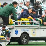 jayden-reed,-zach-bako-bewele-carted-off-field-in-terrifying-packers-scenes