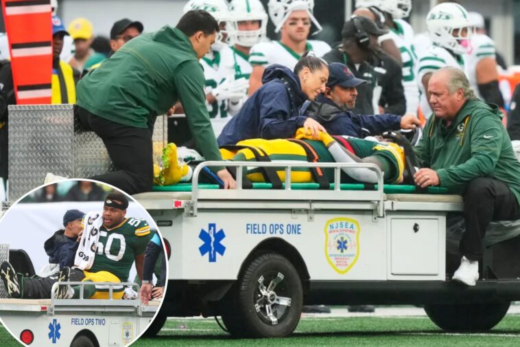 jayden-reed,-zach-bako-bewele-carted-off-field-in-terrifying-packers-scenes