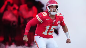 nfl-‘sunday-night-football’-betting-promos:-earn-nearly-$4k-in-sportsbook,-prediction-market-bonuses-for-colts-vs.-chiefs