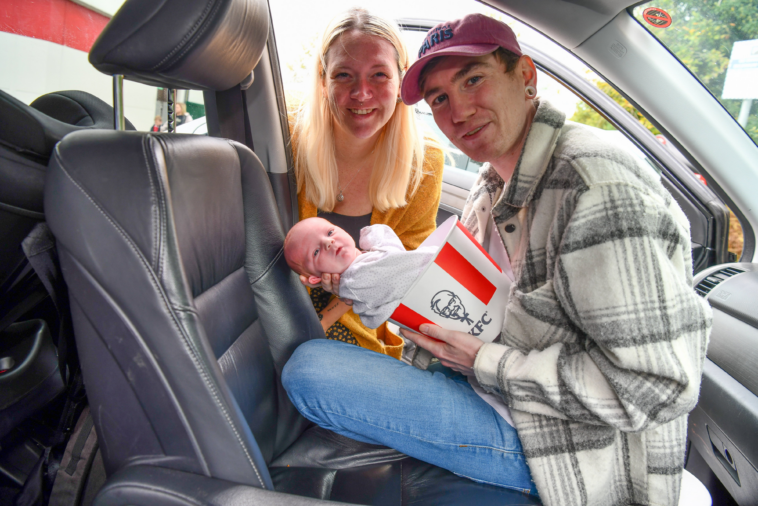 mom-gives-birth-in-kfc-parking-lot-and-gives-newborn-fitting-fast-food-nickname