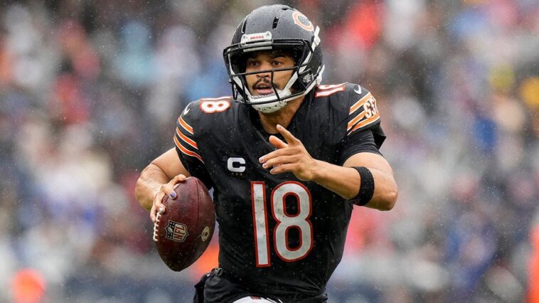 bears-quarterback-caleb-williams-carted-off-at-soldier-field-with-apparent-hamstring-injury