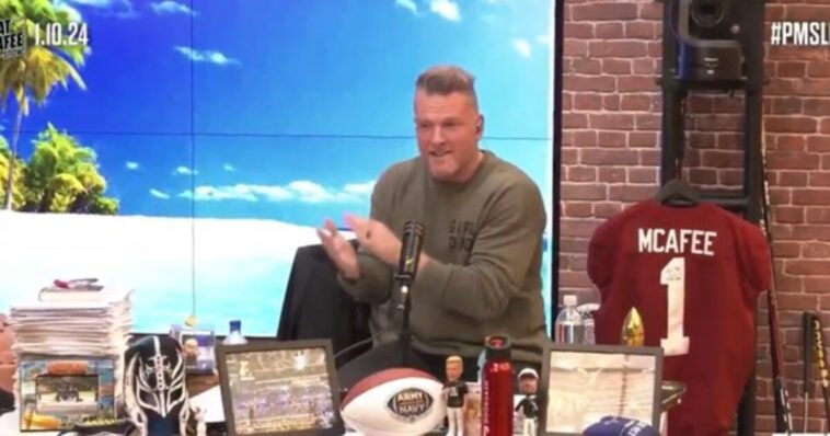 sportscaster-pat-mcafee-praises-flyover-at-ole-miss-game:-“if-you’re-not-in-the-united-states-of-america-and-you-hear-that-sound,-your-ass-better-run”