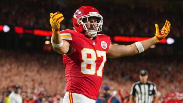 taylor-swift-has-savage-celebration-after-travis-kelce-scores-first-touchdown-of-2026-season