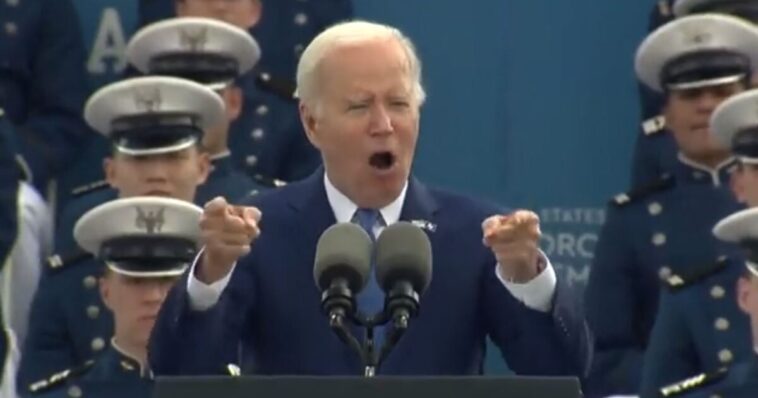 do-you-remember-when-old-joe-biden-cut-credentials-to-440-white-house-journalists?…-dirty-dc-hacks-didn’t-cry-back-then