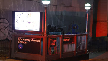 subway-rider-stabbed-in-face-while-trying-to-board-nyc-train