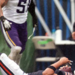 fans-blast-bears’-caleb-williams-for-screaming-over-reportedly-minor-hamstring-injury:-‘what-a-joke!’
