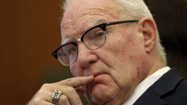 child-killer-lindsay-clancy’s-lawyer-demands-judge-investigate-the-one-juror-who-wouldn’t-let-her-walk