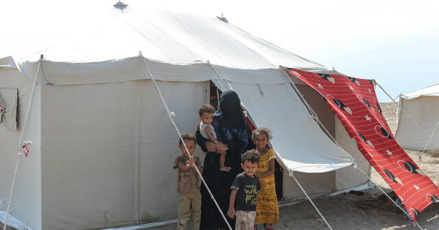 djibouti-struggles-to-process-thousands-of-yemeni-refugees-fleeing-the-houthis