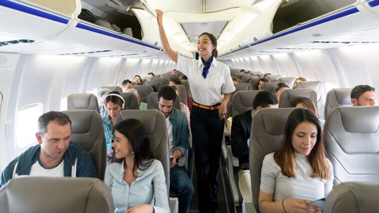 how-much-rest-should-flight-attendants-get?-new-proposal-ignites-fight-in-the-skies