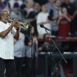 watch:-trumpeter-improvises-to-deliver-‘most-iconic’-anthem-performance-after-instrument-malfunctions-mid-song