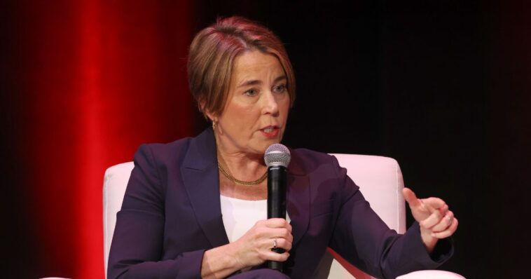 watch-for-yourself:-dem-gov.-brags-she’s-sending-people-to-homes-of-every-new-baby-to-‘make-an-assessment’-of-the-situation
