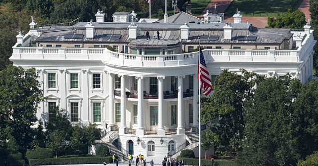 trump-uses-white-house-helipad-for-first-time-after-ribbon-cutting
