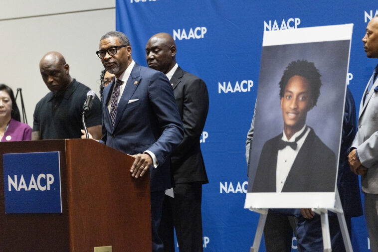grand-jury-delivers-blow-to-racial-accusations-in-black-teenager’s-death