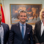 jake-and-logan-paul-address-troops-at-the-pentagon:-‘a-deep,-personal-thank-you’