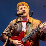 sturgill-simpson-says-talent-is-‘not-as-rare-as-people-think’-and-work-ethic-matters-more