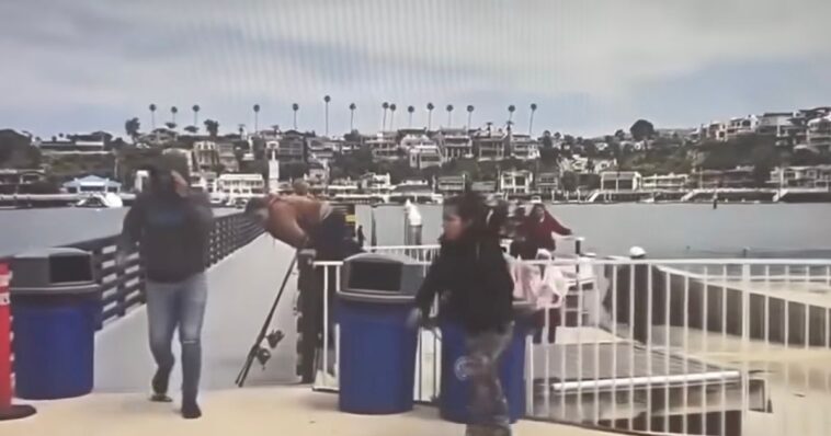 watch:-rich-ca-dems-get-taste-of-own-medicine-as-boat-quietly-docks-and-suspected-illegals-suddenly-hop-out,-melt-into-neighborhood