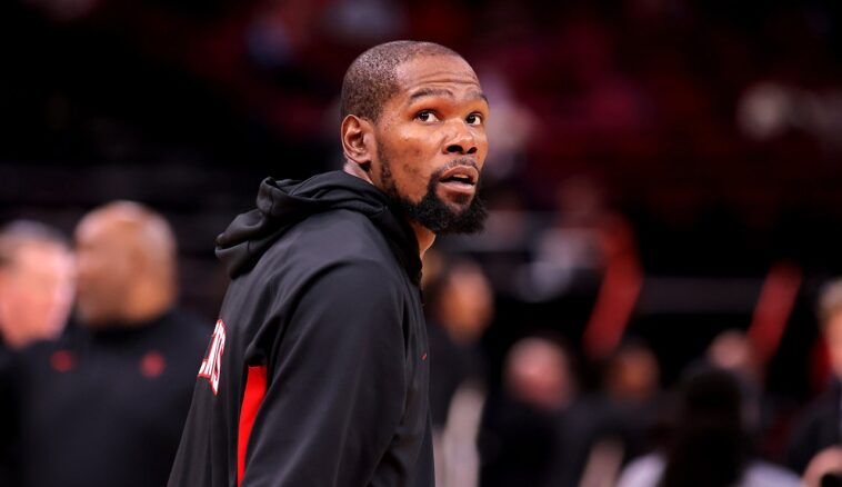nba’s-kevin-durant-brushes-off-enes-kanter-freedom’s-wnba-trans-debate:-‘i-don’t-give-a-f—‘