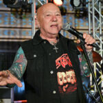rock-star-angry-anderson-dead-at-79-after-heart-attack-during-farewell-tour