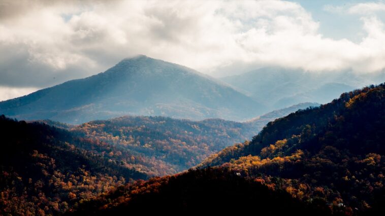 best-hikes-in-and-around-knoxville-ahead-of-tennessee’s-showdown-with-texas-longhorns