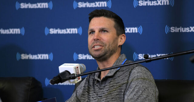 chris-spatola,-espn-analyst-and-former-army-guard,-dies-at-47